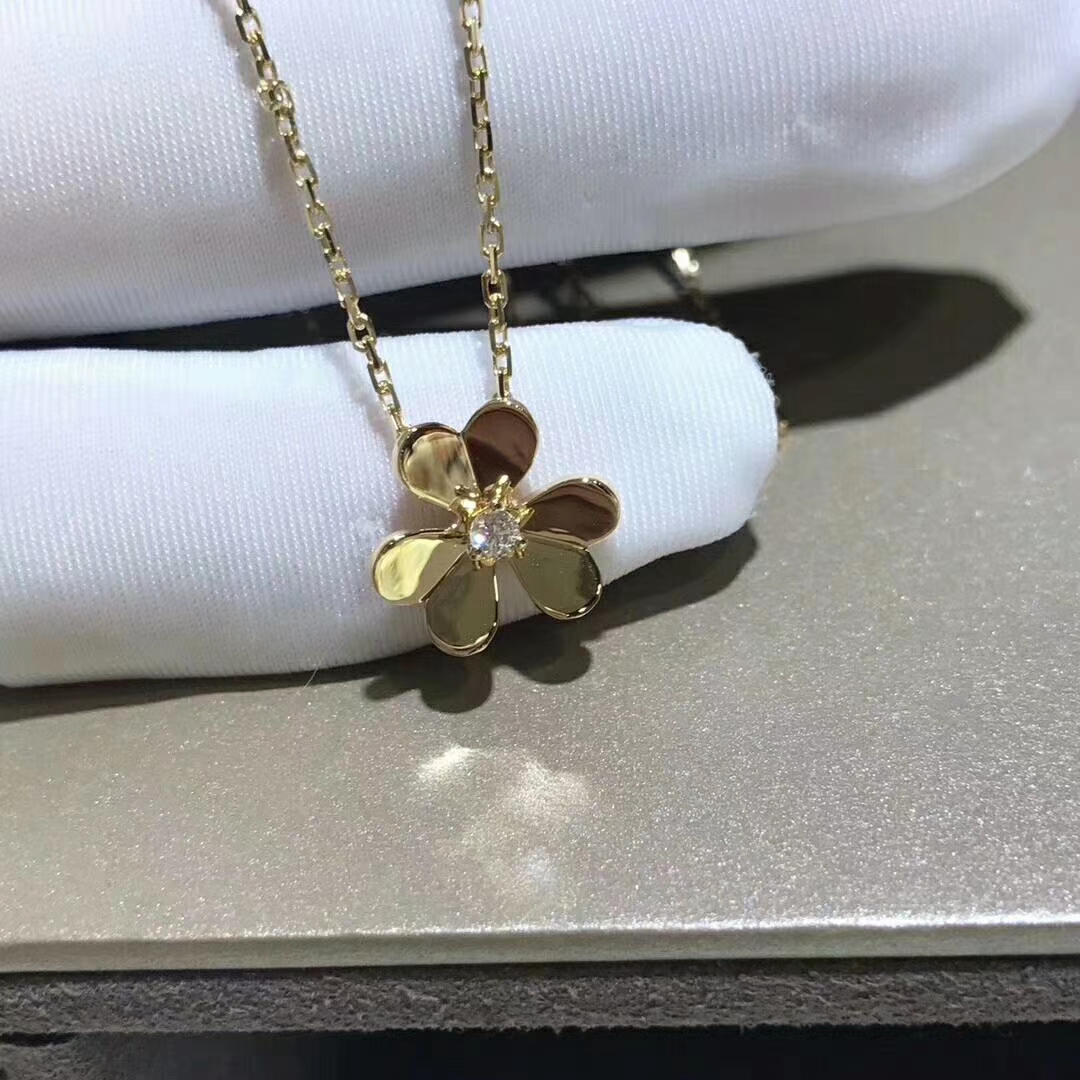 18k Gold Van Cleef & Arpels Frivole Pendant, mini model VCARP0J100
