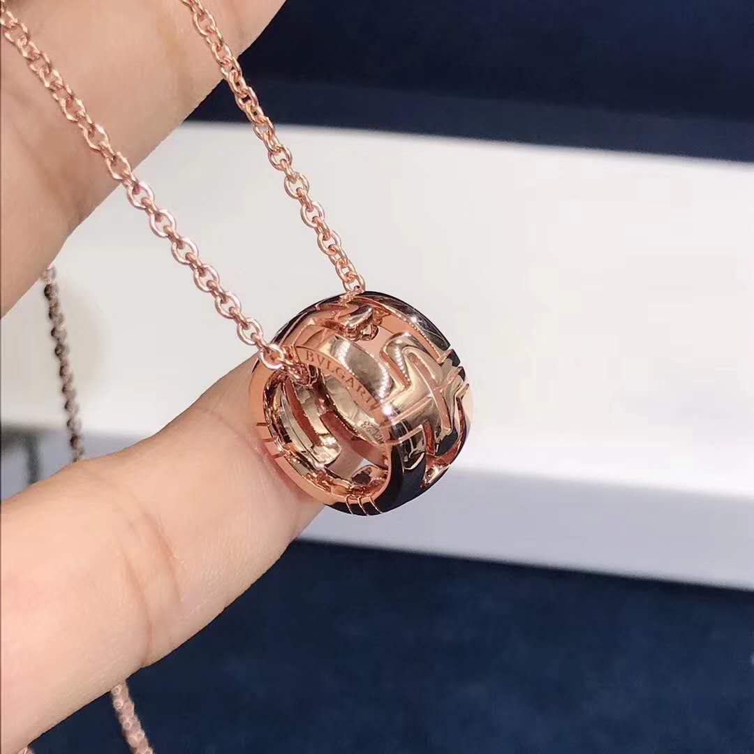 Bvlgari Parentesi Round 18k Rose Gold Pendant Necklace