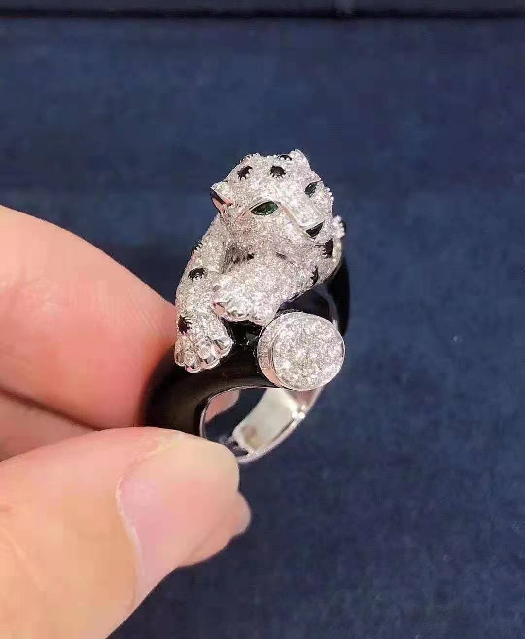 Panthère de Cartier ring 18K white gold pave diamond with emeralds and onyx CRH4275500