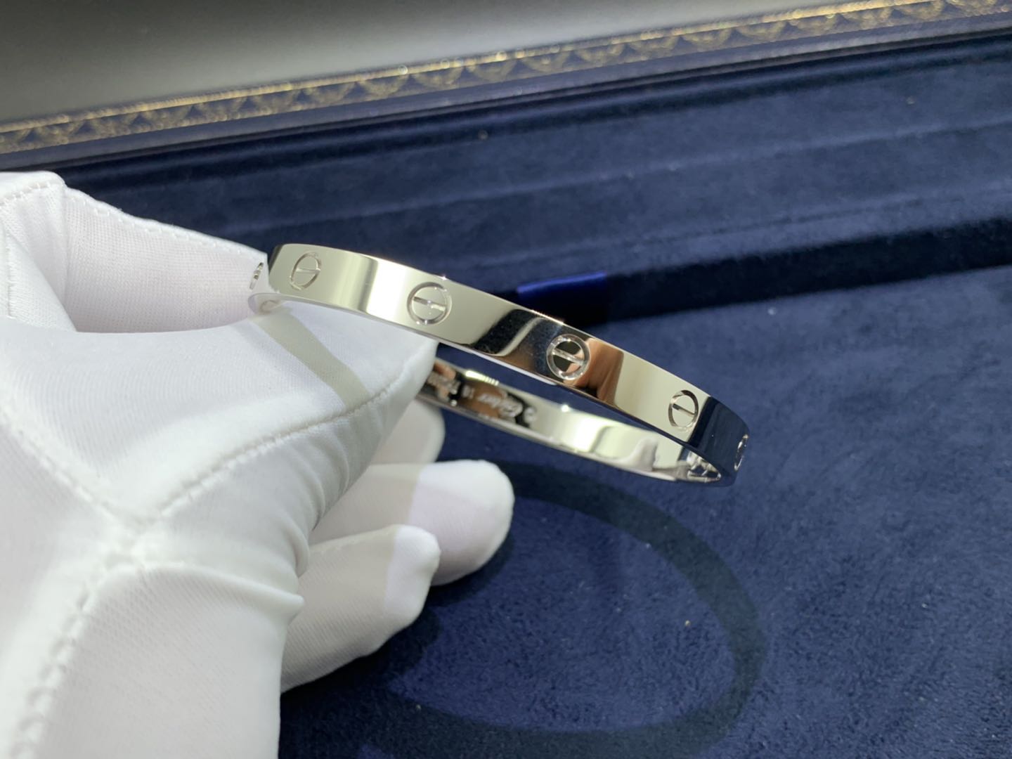 Cartier Love Bracelet 18k White Gold