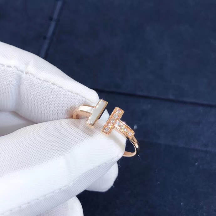 Tiffany T Ring T Two 18k Rose Gold White mother of pearl With Diamonds