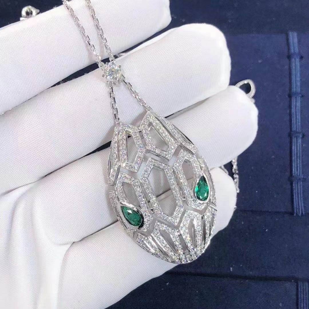 Bvlgari Serpenti 18k White Gold Pavé Diamonds on the Chain and the Pendant Necklace